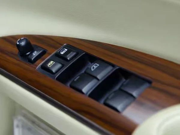 Como as peças plásticas de interiores automotivos devem ser projetadas para interiores de veículos modernos? Como as peças plásticas de interiores automotivos devem ser projetadas para interiores de veículos modernos?